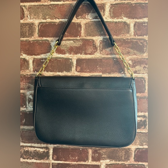 Black Liz Claiborne Gold Chainlink Everyday Shoulder Bag - Picture 2 of 7